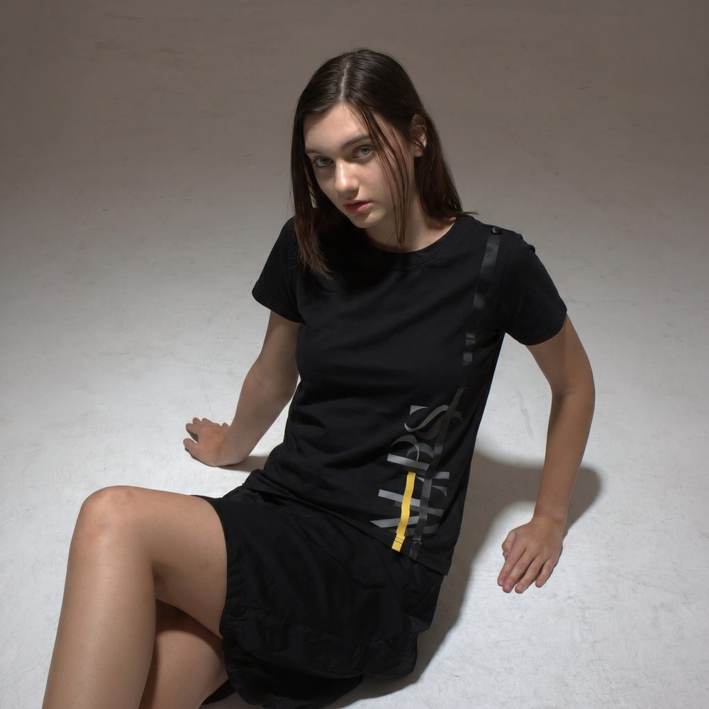 TP0210A rubber logo tee