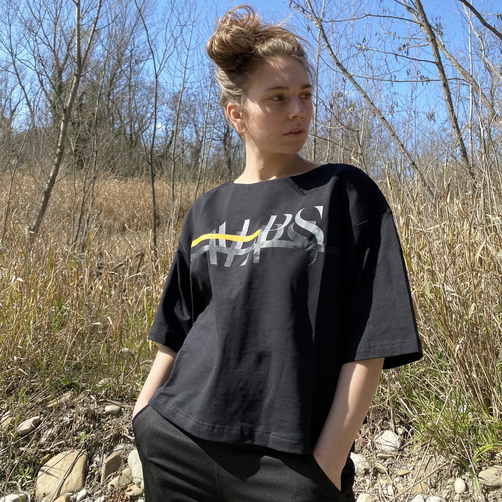 TP0211A rubber logo loose top
